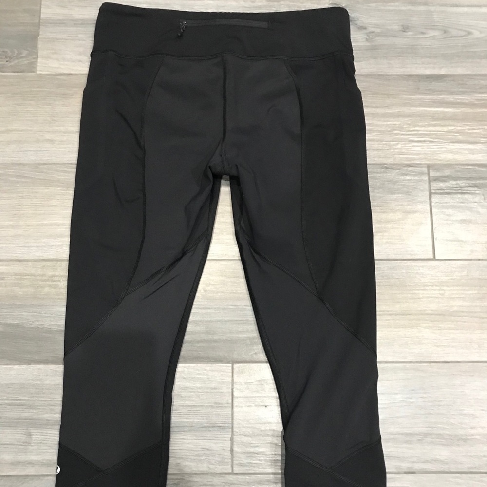 Black lululemon crop 23” leggings